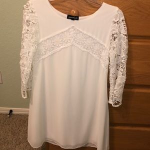 White long sleeve lace dress